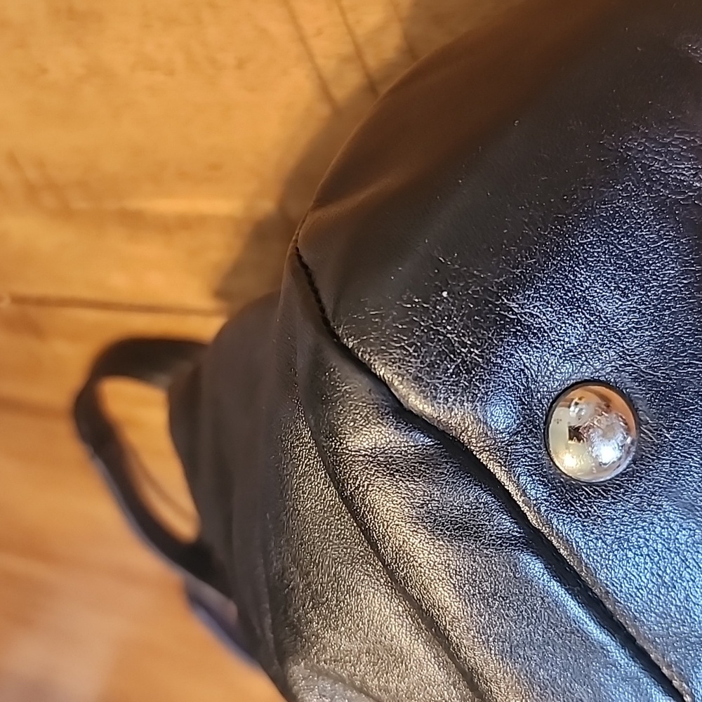 Coach SOHO Black Leather Shoulder Bag - Picture 9 of 16